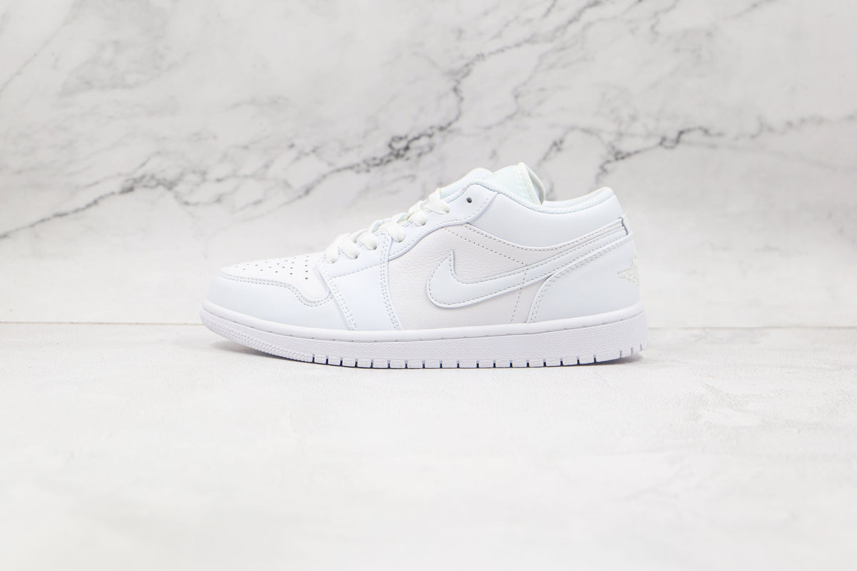 Jordan 1 Low Triple White